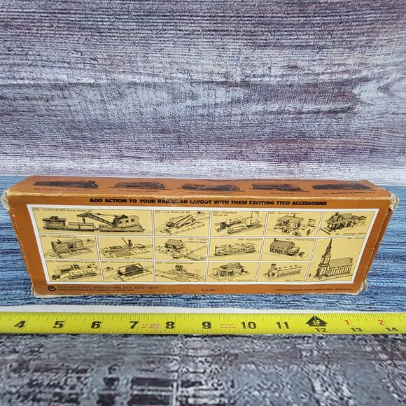 Vintage Tyco New Haven 50ft Foot Plug Door Box Car H.O scale orange/black - Picture 7 of 7